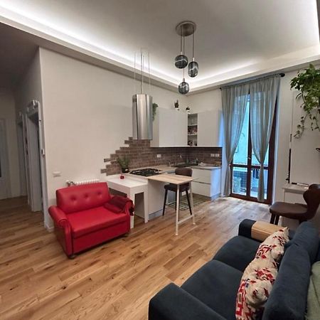 Gam Gam Isola Room Rent Milan Extérieur photo